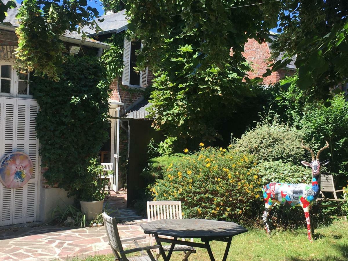 La Boheme Villa Deauville Bagian luar foto